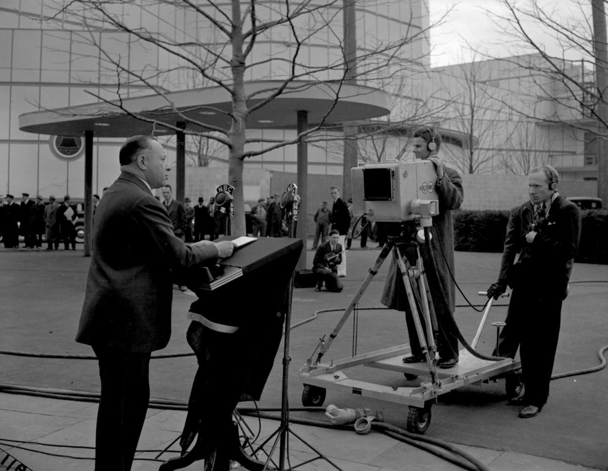 David Sarnoff announcing the Launch of RCA's Network TV at the 1939 World's Fair in Queens, New York. 